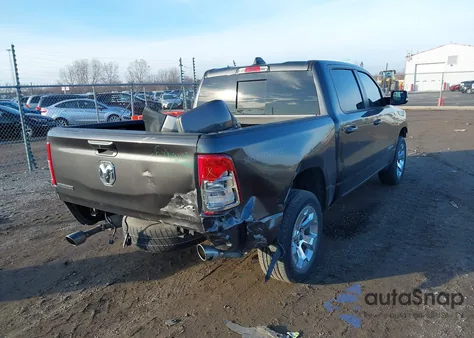 2020 Ram 1500 Big Horn 4X4 5'7 Box z USA, uszkodzony, nr VIN 1C6SRFFT6LN174544